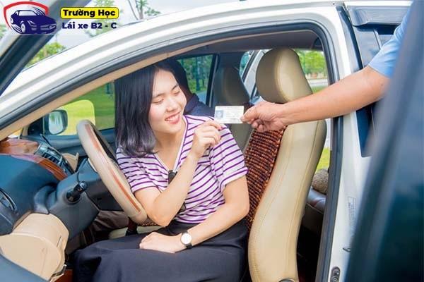 Địa chỉ học bằng lái xe ô tô ở Hạ Long tiết kiệm 8,9 triệu đồng