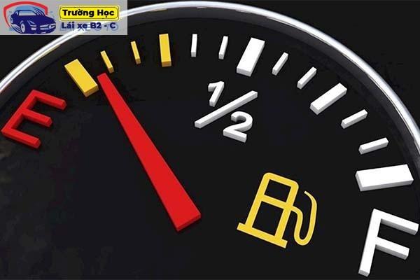 Tìm hiểu xe ô tô 1 lít xăng đi được bao nhiêu km ?