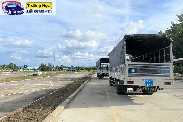 Trung tâm đào tạo lái xe Hùng Vương Phú Thọ